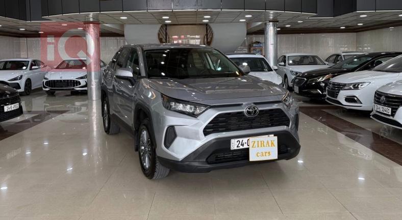 تۆیۆتا ڕاڤ 4